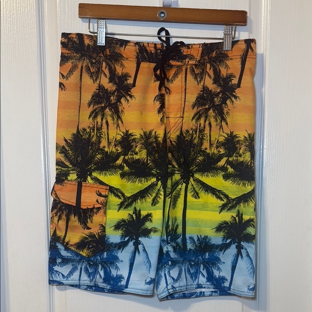 Hang Ten Boy's Multi Tropical Print Ombre Board Shorts Size Boys Large EUC